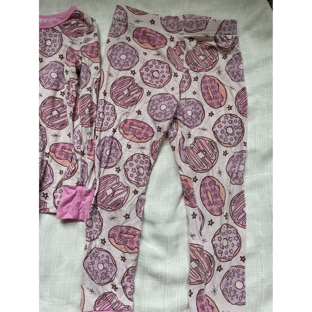 Caden Lane Kids Pink Donut Print Bamboo Viscose Pajama Set Size 5T - Picture 2 of 4